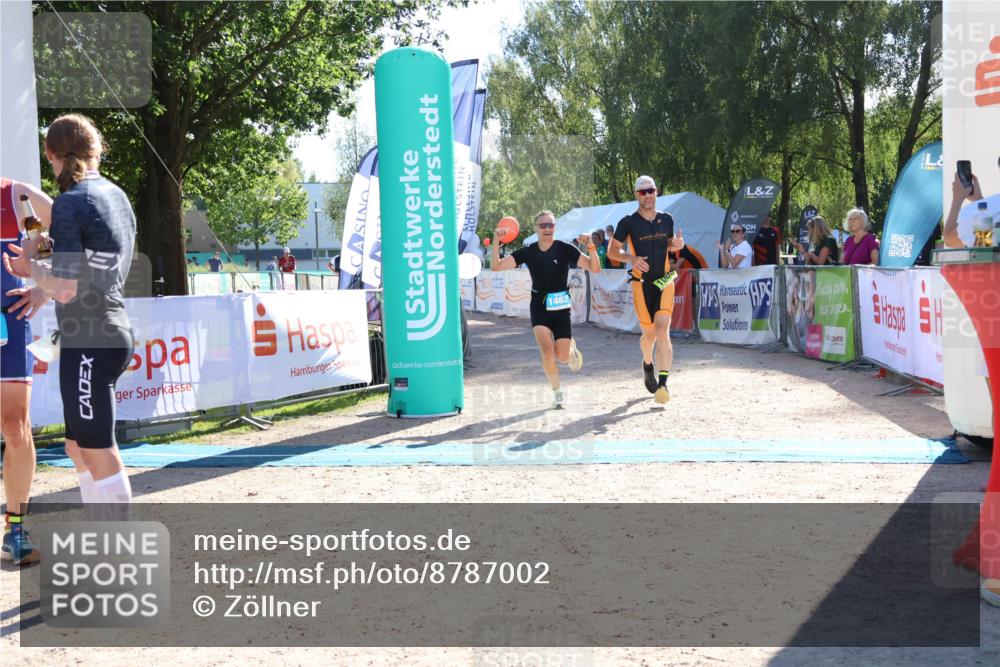 07.09.2025 - 19. Norderstedt Triathlon Zöllner http://msf.ph/oto/8787002 07.09.2025 15:47:50 Ziel 1000, 1462 meine-sportfotos.de