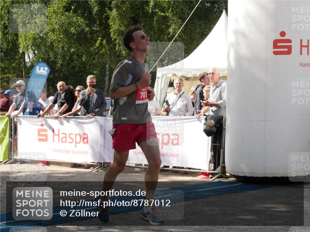 07.09.2025 - 19. Norderstedt Triathlon Zöllner http://msf.ph/oto/8787012 07.09.2025 13:13:40 Ziel 701 meine-sportfotos.de