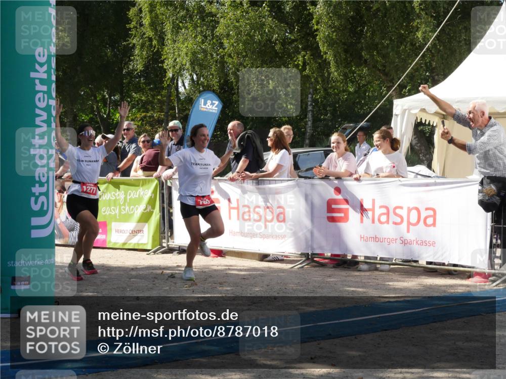 07.09.2025 - 19. Norderstedt Triathlon Zöllner http://msf.ph/oto/8787018 07.09.2025 13:14:15 Ziel 139, 302, 780, 1277, 1293 meine-sportfotos.de