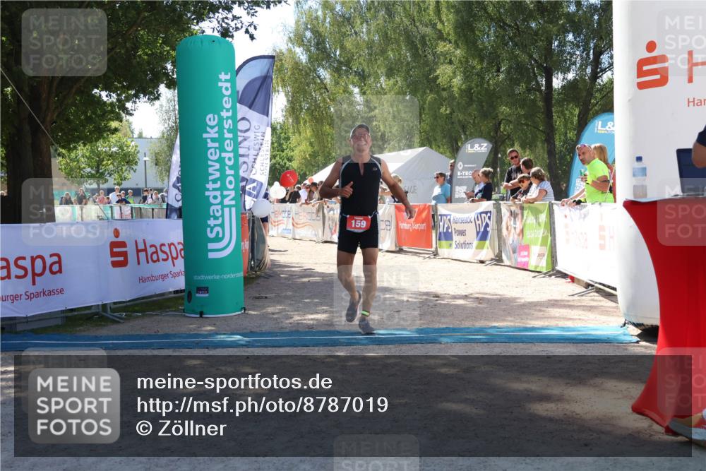 07.09.2025 - 19. Norderstedt Triathlon Zöllner http://msf.ph/oto/8787019 07.09.2025 13:29:58 Ziel 159, 1345 meine-sportfotos.de
