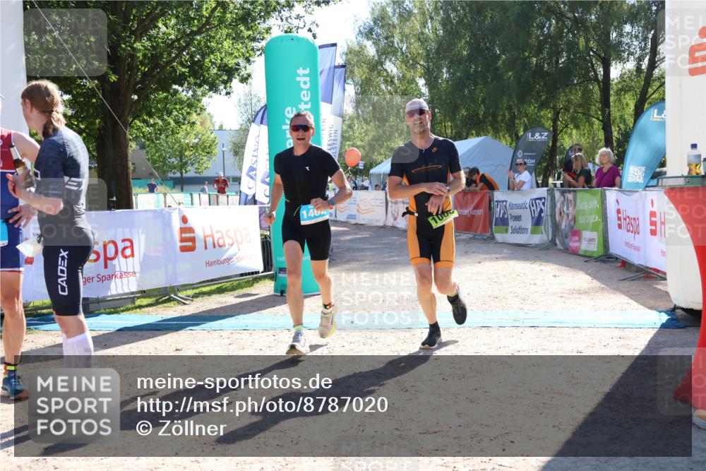 07.09.2025 - 19. Norderstedt Triathlon Zöllner http://msf.ph/oto/8787020 07.09.2025 15:47:51 Ziel 1000, 1462 meine-sportfotos.de