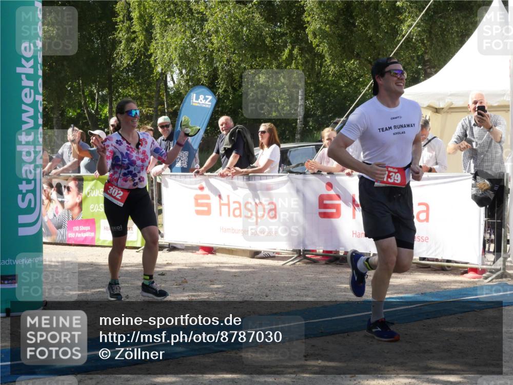 07.09.2025 - 19. Norderstedt Triathlon Zöllner http://msf.ph/oto/8787030 07.09.2025 13:14:17 Ziel 139, 302, 780, 1277, 1293 meine-sportfotos.de