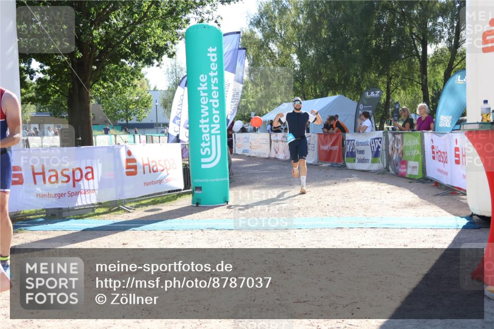 07.09.2025 - 19. Norderstedt Triathlon Zöllner http://msf.ph/oto/8787037 07.09.2025 15:47:56 Ziel 364, 960, 1000, 1462 meine-sportfotos.de