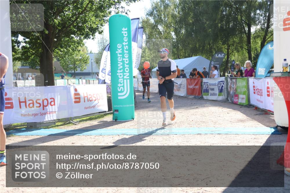 07.09.2025 - 19. Norderstedt Triathlon Zöllner http://msf.ph/oto/8787050 07.09.2025 15:47:57 Ziel 364, 960 meine-sportfotos.de