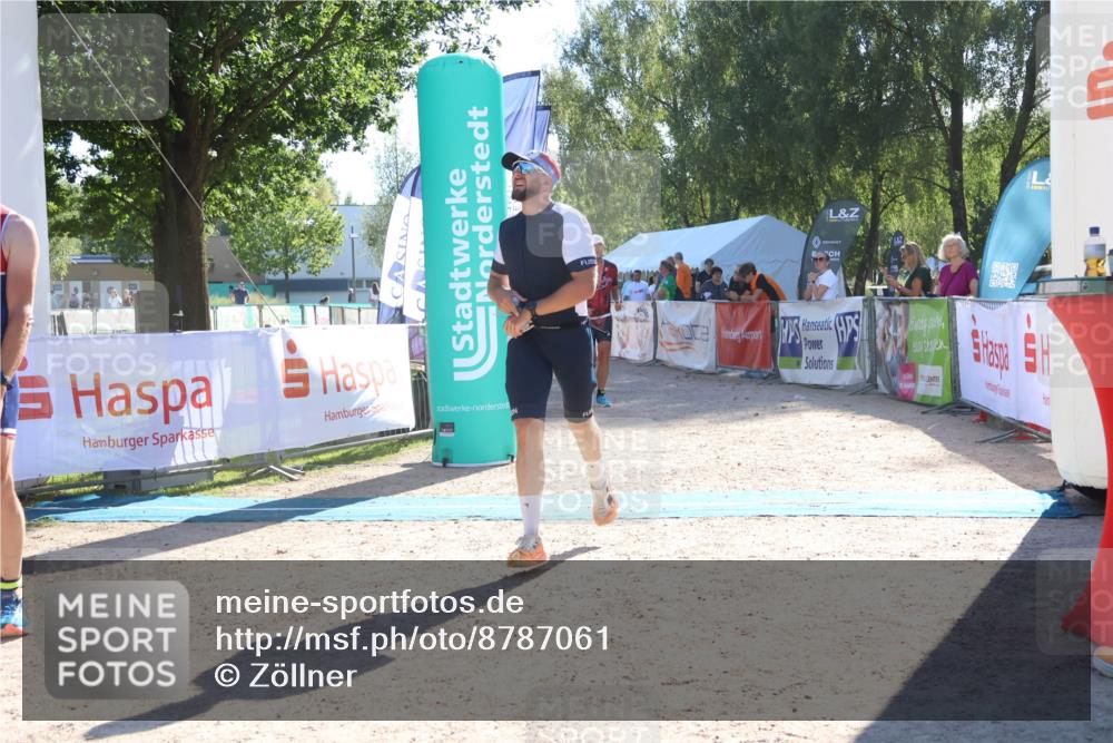 07.09.2025 - 19. Norderstedt Triathlon Zöllner http://msf.ph/oto/8787061 07.09.2025 15:47:58 Ziel 364, 960 meine-sportfotos.de