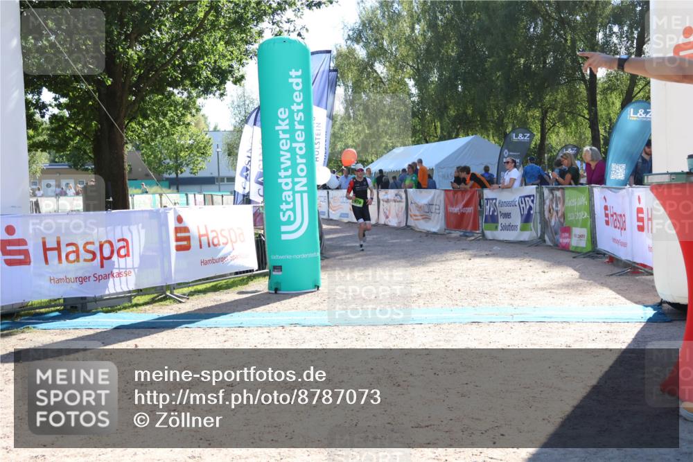 07.09.2025 - 19. Norderstedt Triathlon Zöllner http://msf.ph/oto/8787073 07.09.2025 15:48:47 Ziel 970 meine-sportfotos.de