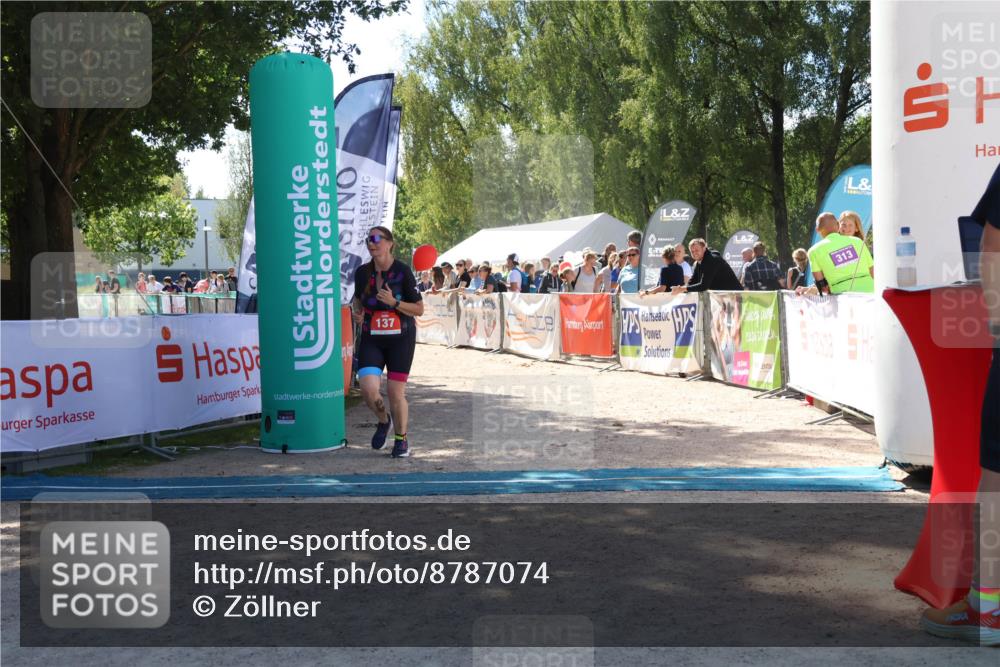 07.09.2025 - 19. Norderstedt Triathlon Zöllner http://msf.ph/oto/8787074 07.09.2025 13:30:49 Ziel 137 meine-sportfotos.de