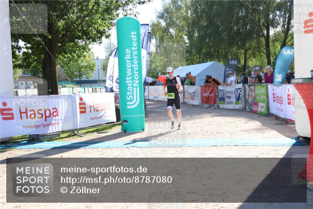 07.09.2025 - 19. Norderstedt Triathlon Zöllner http://msf.ph/oto/8787080 07.09.2025 15:48:49 Ziel 970 meine-sportfotos.de