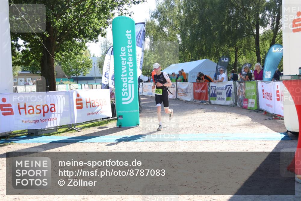 07.09.2025 - 19. Norderstedt Triathlon Zöllner http://msf.ph/oto/8787083 07.09.2025 15:48:49 Ziel 970 meine-sportfotos.de