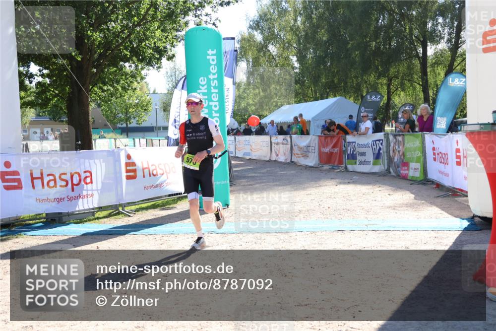 07.09.2025 - 19. Norderstedt Triathlon Zöllner http://msf.ph/oto/8787092 07.09.2025 15:48:50 Ziel 970 meine-sportfotos.de