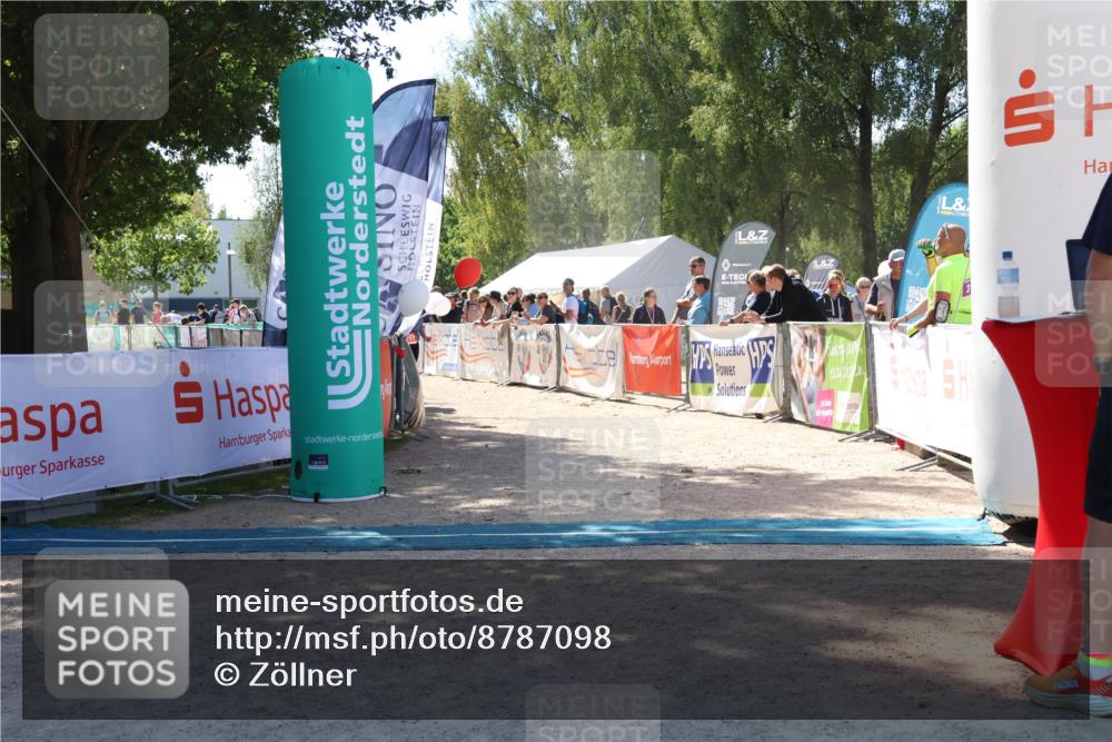 07.09.2025 - 19. Norderstedt Triathlon Zöllner http://msf.ph/oto/8787098 07.09.2025 13:31:02 Ziel 217 meine-sportfotos.de