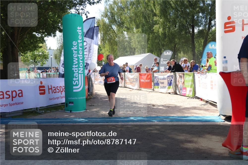 07.09.2025 - 19. Norderstedt Triathlon Zöllner http://msf.ph/oto/8787147 07.09.2025 13:31:07 Ziel 217 meine-sportfotos.de