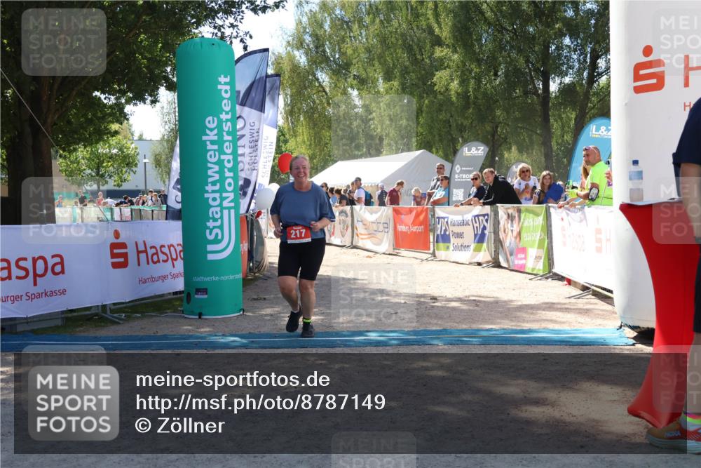 07.09.2025 - 19. Norderstedt Triathlon Zöllner http://msf.ph/oto/8787149 07.09.2025 13:31:07 Ziel 217 meine-sportfotos.de