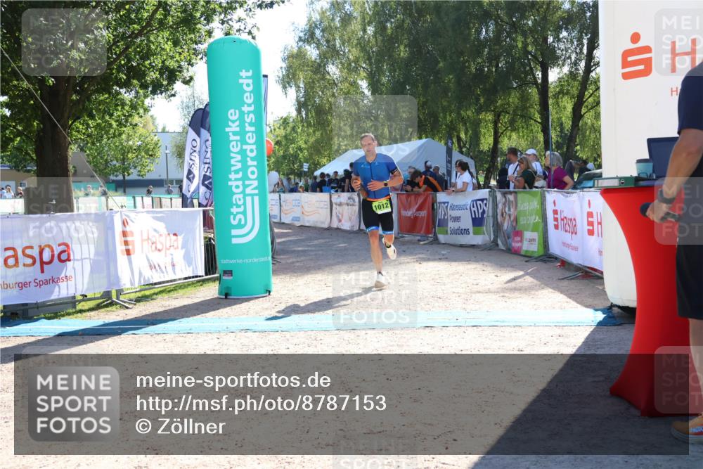 07.09.2025 - 19. Norderstedt Triathlon Zöllner http://msf.ph/oto/8787153 07.09.2025 15:49:29 Ziel 1012 meine-sportfotos.de