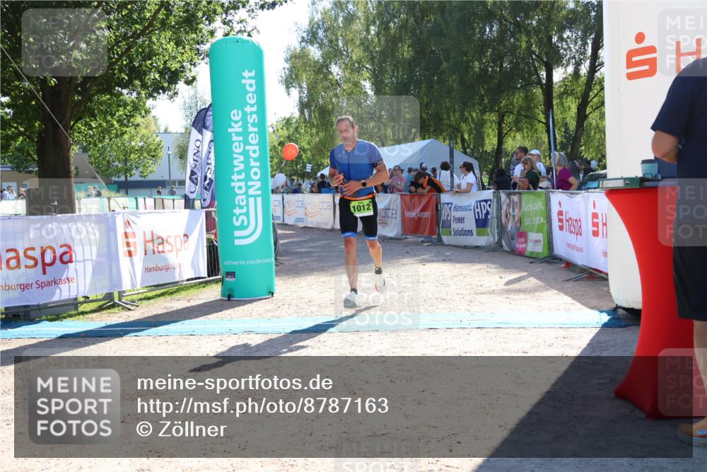 07.09.2025 - 19. Norderstedt Triathlon Zöllner http://msf.ph/oto/8787163 07.09.2025 15:49:30 Ziel 1012 meine-sportfotos.de