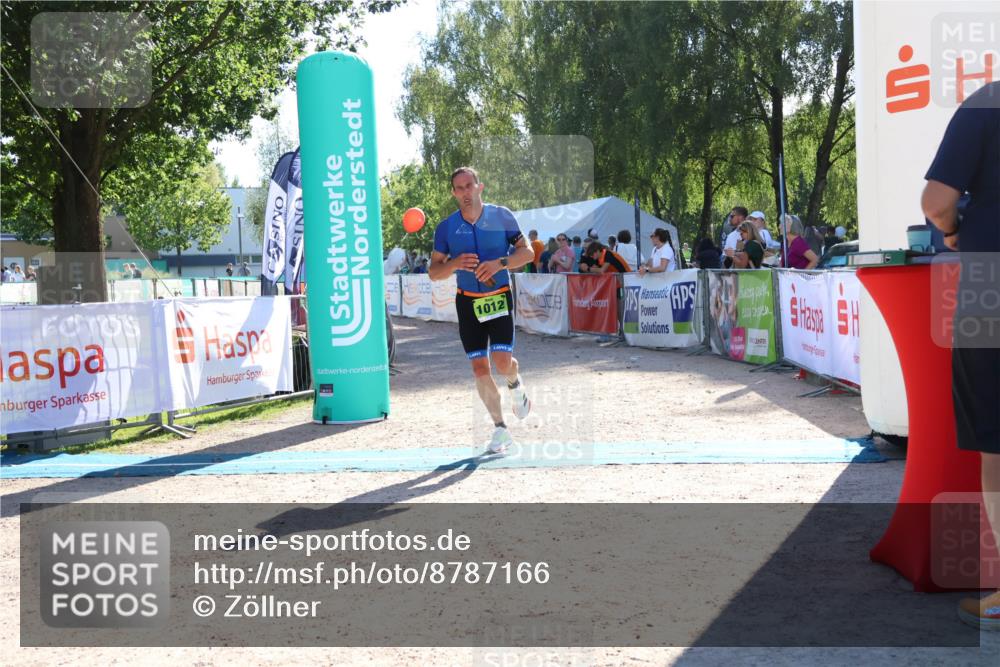 07.09.2025 - 19. Norderstedt Triathlon Zöllner http://msf.ph/oto/8787166 07.09.2025 15:49:30 Ziel 1012 meine-sportfotos.de