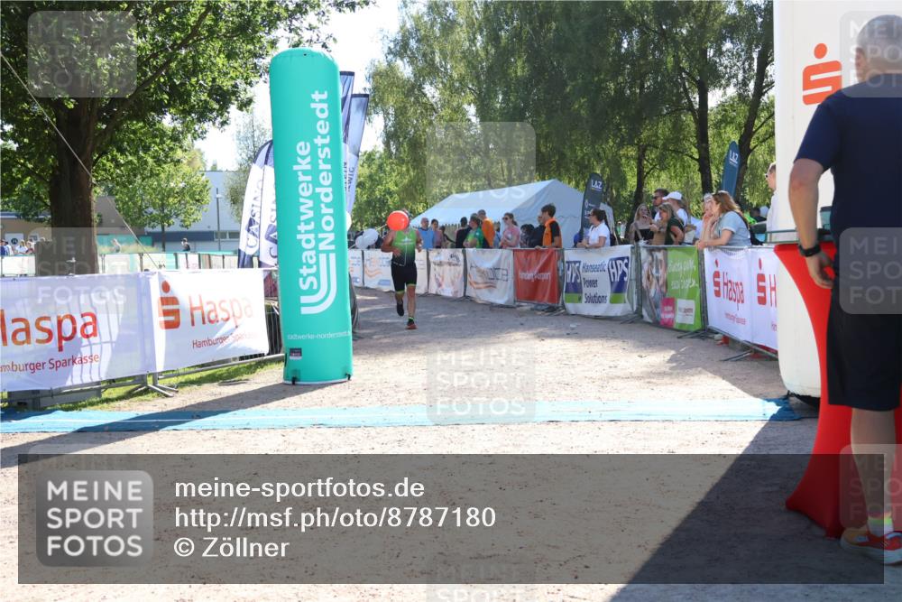07.09.2025 - 19. Norderstedt Triathlon Zöllner http://msf.ph/oto/8787180 07.09.2025 15:49:58 Ziel 1005 meine-sportfotos.de
