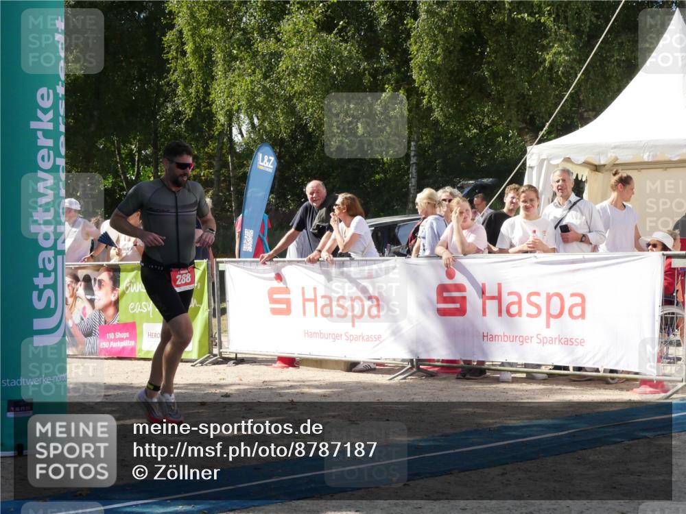 07.09.2025 - 19. Norderstedt Triathlon Zöllner http://msf.ph/oto/8787187 07.09.2025 13:17:49 Ziel 288 meine-sportfotos.de