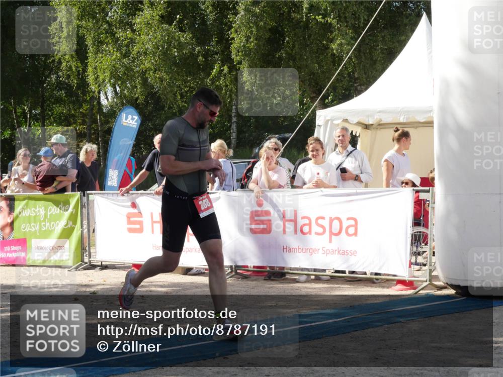 07.09.2025 - 19. Norderstedt Triathlon Zöllner http://msf.ph/oto/8787191 07.09.2025 13:17:49 Ziel 288 meine-sportfotos.de