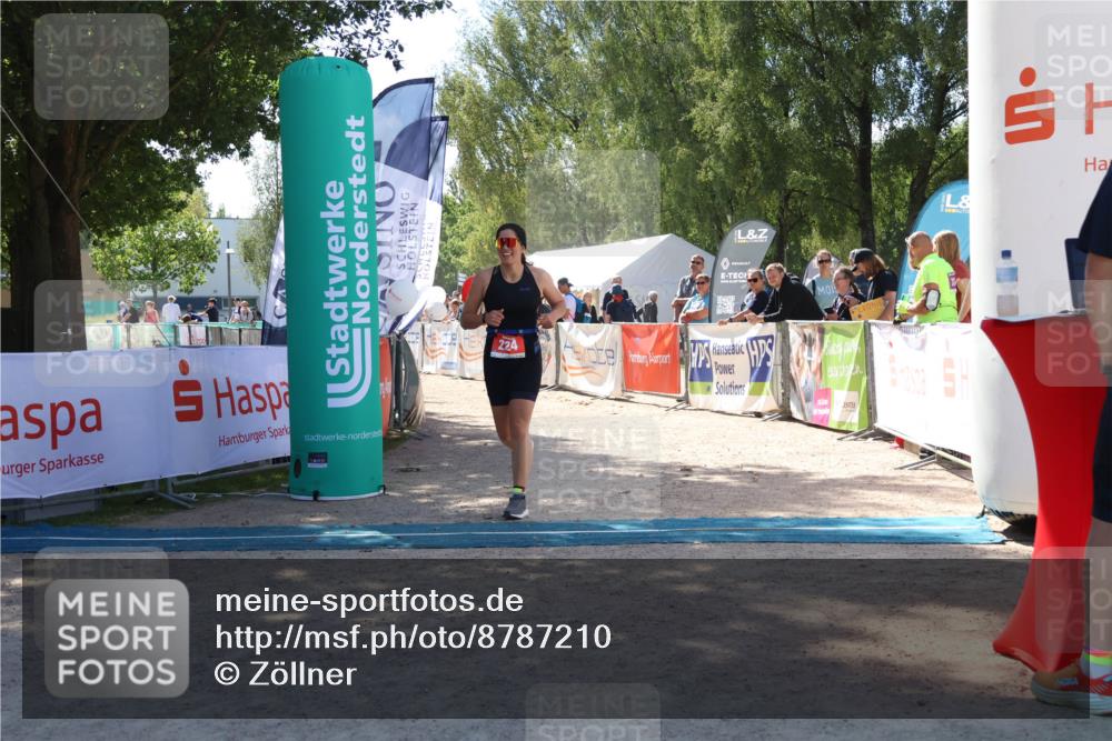 07.09.2025 - 19. Norderstedt Triathlon Zöllner http://msf.ph/oto/8787210 07.09.2025 13:31:36 Ziel 224 meine-sportfotos.de