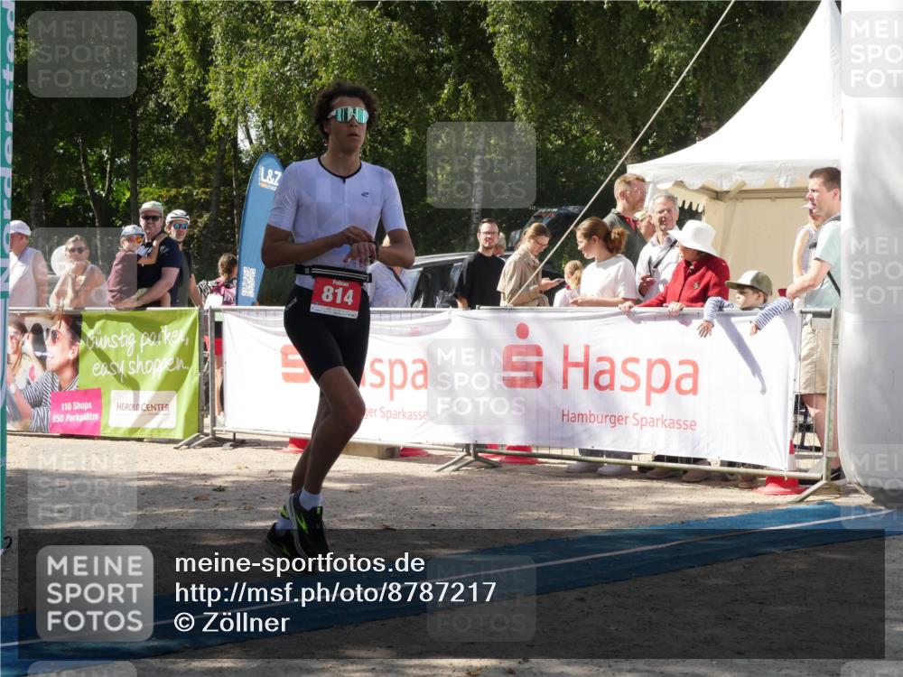 07.09.2025 - 19. Norderstedt Triathlon Zöllner http://msf.ph/oto/8787217 07.09.2025 13:18:57 Ziel 814 meine-sportfotos.de
