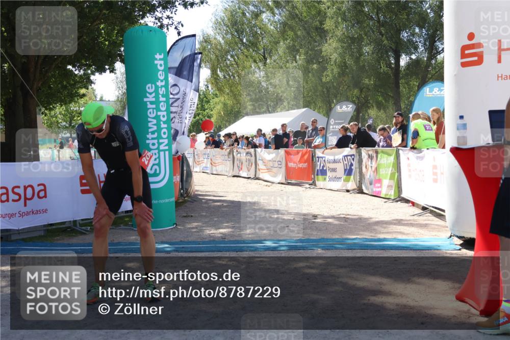 07.09.2025 - 19. Norderstedt Triathlon Zöllner http://msf.ph/oto/8787229 07.09.2025 13:31:57 Ziel 209 meine-sportfotos.de