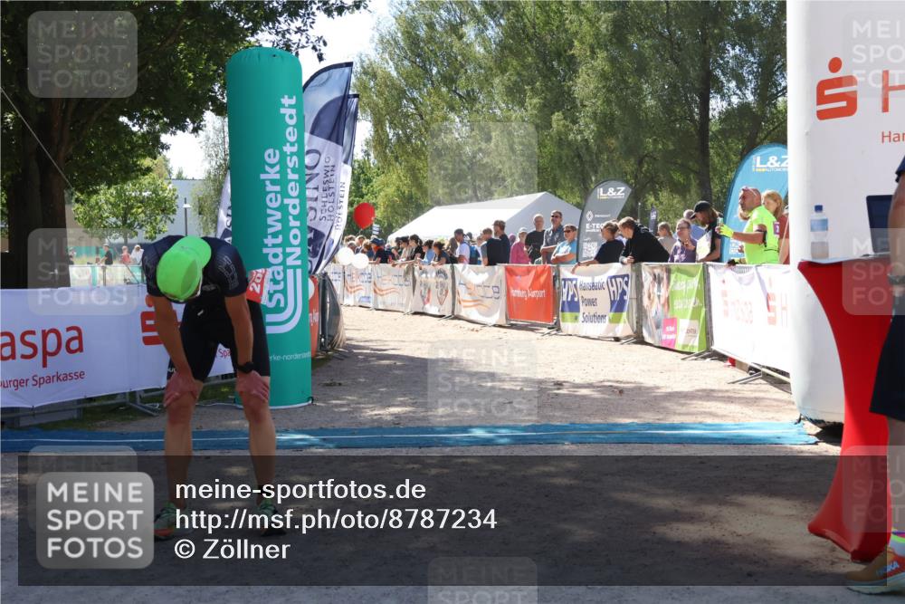 07.09.2025 - 19. Norderstedt Triathlon Zöllner http://msf.ph/oto/8787234 07.09.2025 13:31:58 Ziel 209 meine-sportfotos.de