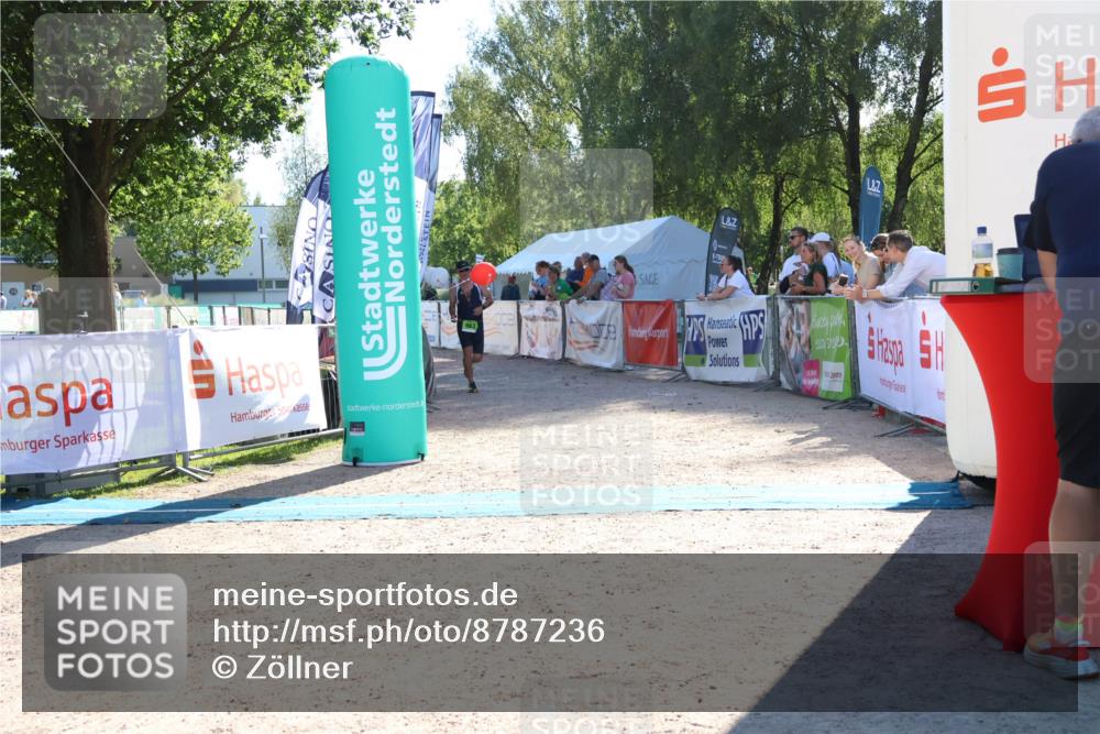 07.09.2025 - 19. Norderstedt Triathlon Zöllner http://msf.ph/oto/8787236 07.09.2025 15:51:47 Ziel 963 meine-sportfotos.de