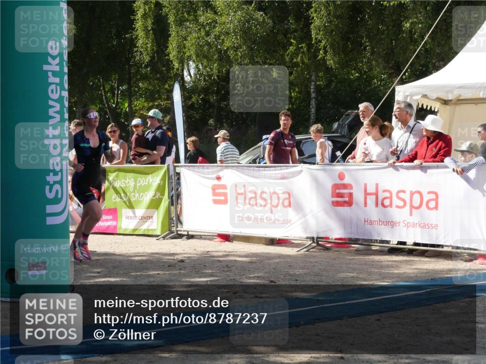 07.09.2025 - 19. Norderstedt Triathlon Zöllner http://msf.ph/oto/8787237 07.09.2025 13:19:29 Ziel 187, 283, 757 meine-sportfotos.de