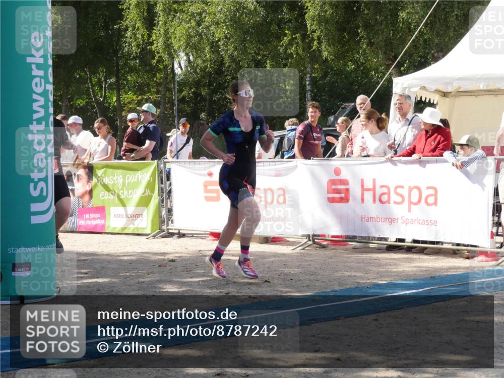 07.09.2025 - 19. Norderstedt Triathlon Zöllner http://msf.ph/oto/8787242 07.09.2025 13:19:30 Ziel 187, 283, 757 meine-sportfotos.de