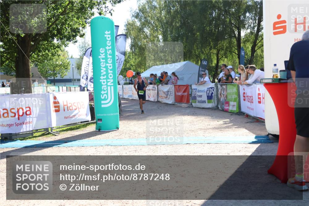 07.09.2025 - 19. Norderstedt Triathlon Zöllner http://msf.ph/oto/8787248 07.09.2025 15:51:48 Ziel 963 meine-sportfotos.de