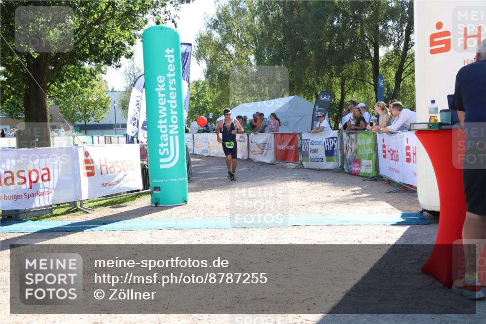 07.09.2025 - 19. Norderstedt Triathlon Zöllner http://msf.ph/oto/8787255 07.09.2025 15:51:49 Ziel 963 meine-sportfotos.de