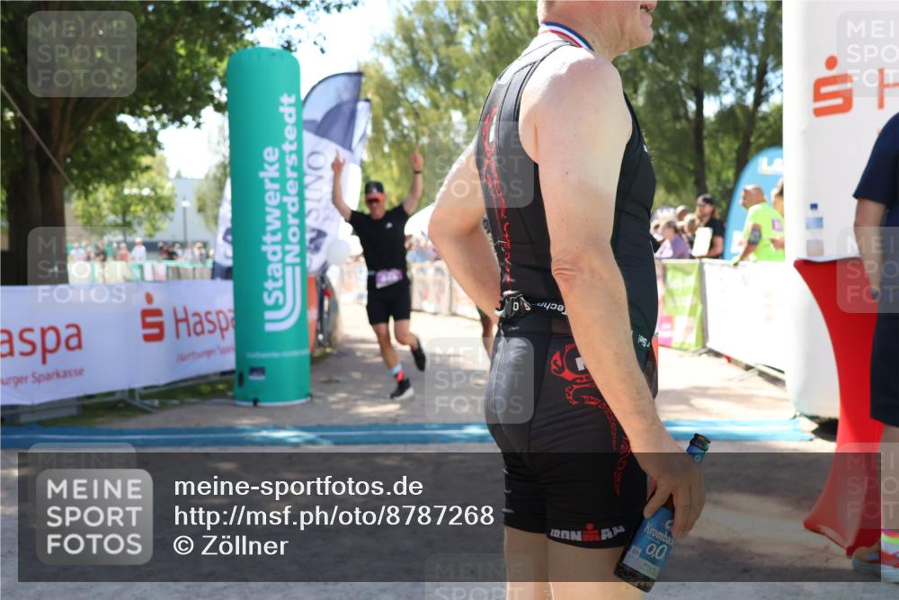 07.09.2025 - 19. Norderstedt Triathlon Zöllner http://msf.ph/oto/8787268 07.09.2025 13:32:48 Ziel 318 meine-sportfotos.de