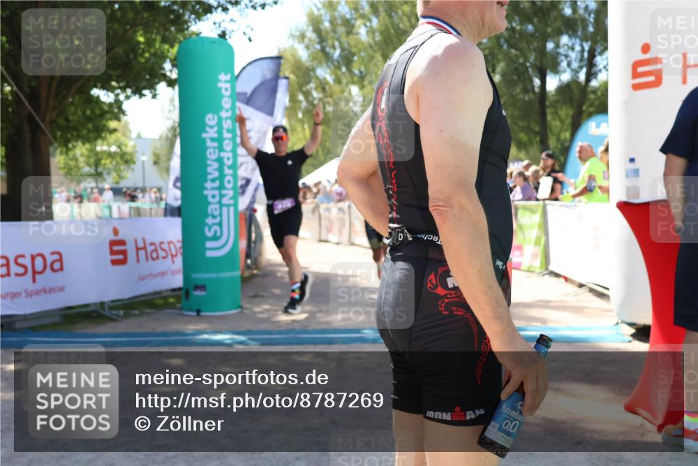 07.09.2025 - 19. Norderstedt Triathlon Zöllner http://msf.ph/oto/8787269 07.09.2025 13:32:48 Ziel 318 meine-sportfotos.de