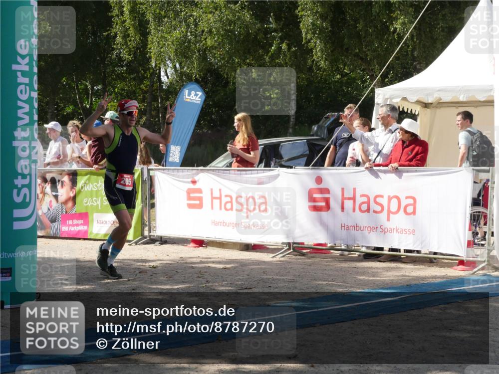 07.09.2025 - 19. Norderstedt Triathlon Zöllner http://msf.ph/oto/8787270 07.09.2025 13:20:23 Ziel 205 meine-sportfotos.de