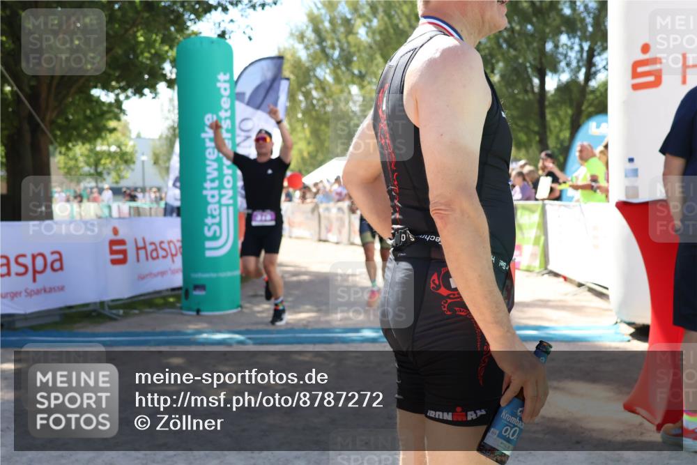 07.09.2025 - 19. Norderstedt Triathlon Zöllner http://msf.ph/oto/8787272 07.09.2025 13:32:48 Ziel 318 meine-sportfotos.de