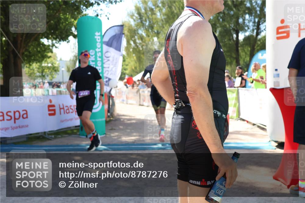 07.09.2025 - 19. Norderstedt Triathlon Zöllner http://msf.ph/oto/8787276 07.09.2025 13:32:48 Ziel 318 meine-sportfotos.de