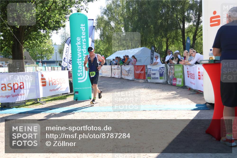 07.09.2025 - 19. Norderstedt Triathlon Zöllner http://msf.ph/oto/8787284 07.09.2025 15:51:51 Ziel 963 meine-sportfotos.de