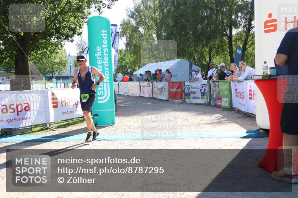 07.09.2025 - 19. Norderstedt Triathlon Zöllner http://msf.ph/oto/8787295 07.09.2025 15:51:51 Ziel 963 meine-sportfotos.de