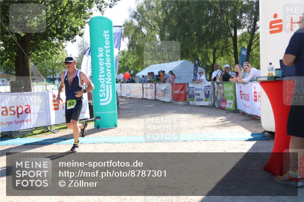 07.09.2025 - 19. Norderstedt Triathlon Zöllner http://msf.ph/oto/8787301 07.09.2025 15:51:51 Ziel 963 meine-sportfotos.de