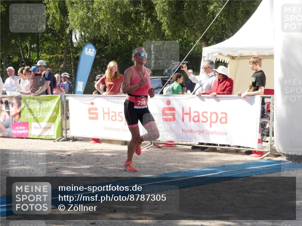 07.09.2025 - 19. Norderstedt Triathlon Zöllner http://msf.ph/oto/8787305 07.09.2025 13:20:36 Ziel 781, 798, 808, 1397 meine-sportfotos.de