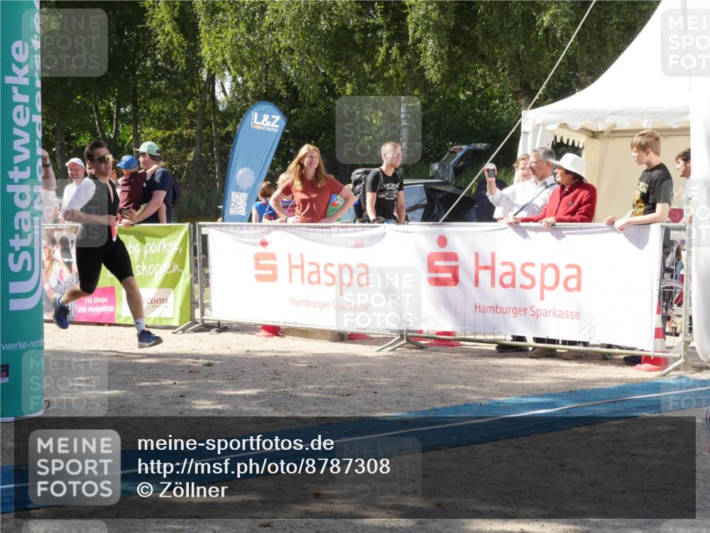 07.09.2025 - 19. Norderstedt Triathlon Zöllner http://msf.ph/oto/8787308 07.09.2025 13:20:37 Ziel 781, 798, 808, 1397 meine-sportfotos.de