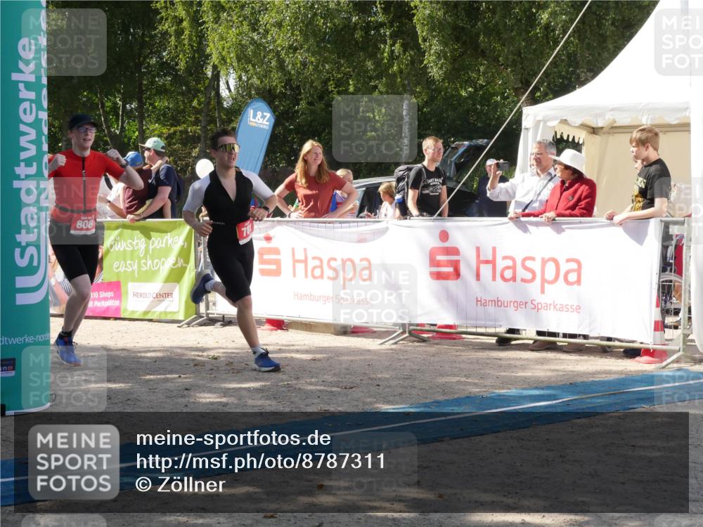 07.09.2025 - 19. Norderstedt Triathlon Zöllner http://msf.ph/oto/8787311 07.09.2025 13:20:37 Ziel 781, 798, 808, 1397 meine-sportfotos.de