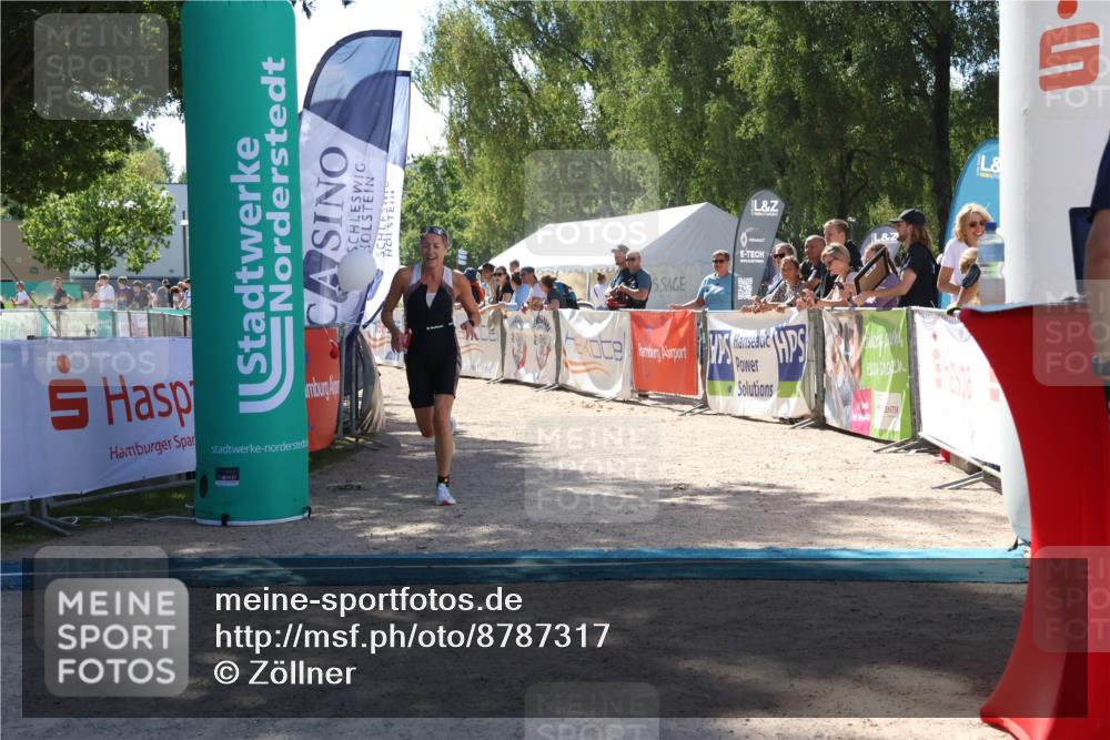 07.09.2025 - 19. Norderstedt Triathlon Zöllner http://msf.ph/oto/8787317 07.09.2025 13:33:39 Ziel 157, 307, 752, 1221 meine-sportfotos.de