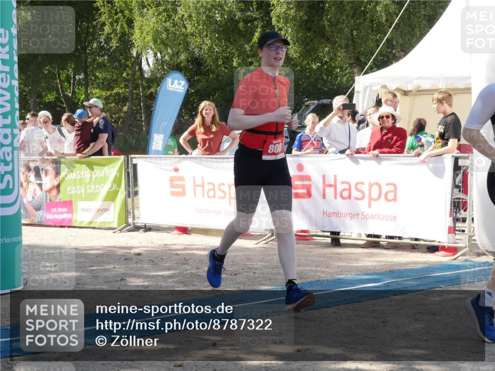 07.09.2025 - 19. Norderstedt Triathlon Zöllner http://msf.ph/oto/8787322 07.09.2025 13:20:39 Ziel 781, 798, 808, 1397 meine-sportfotos.de