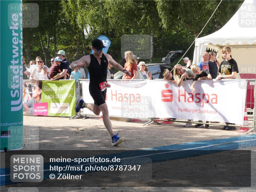 07.09.2025 - 19. Norderstedt Triathlon Zöllner http://msf.ph/oto/8787347 07.09.2025 13:21:50 Ziel 1373 meine-sportfotos.de