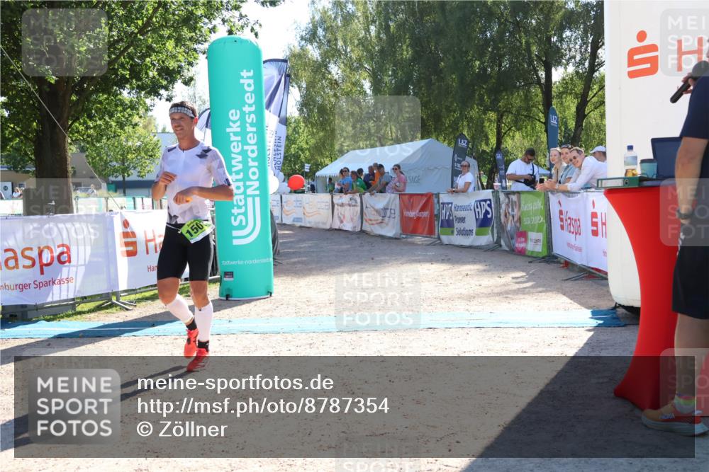 07.09.2025 - 19. Norderstedt Triathlon Zöllner http://msf.ph/oto/8787354 07.09.2025 15:52:15 Ziel 1501 meine-sportfotos.de