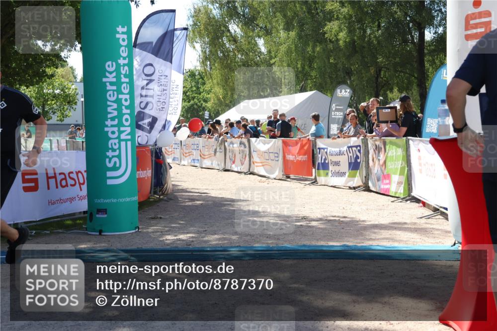 07.09.2025 - 19. Norderstedt Triathlon Zöllner http://msf.ph/oto/8787370 07.09.2025 13:34:00 Ziel 1317 meine-sportfotos.de