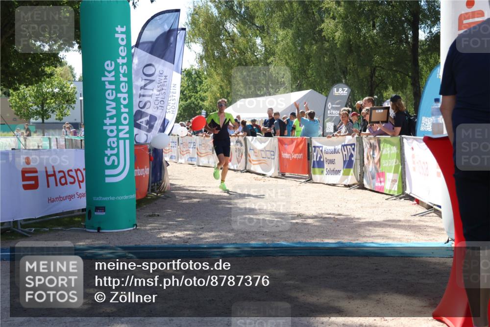 07.09.2025 - 19. Norderstedt Triathlon Zöllner http://msf.ph/oto/8787376 07.09.2025 13:34:04 Ziel 275, 1317 meine-sportfotos.de
