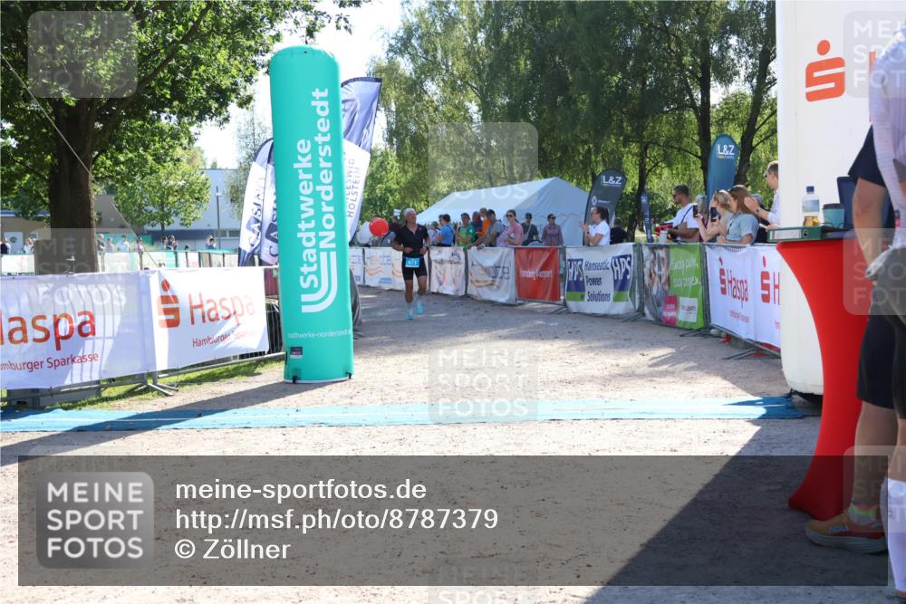 07.09.2025 - 19. Norderstedt Triathlon Zöllner http://msf.ph/oto/8787379 07.09.2025 15:52:55 Ziel 411 meine-sportfotos.de